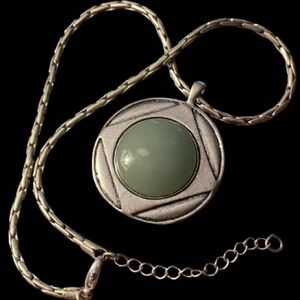 Silver Chocker Snake Bamboo Link Necklace Round Green Gemstone Cabochon Pendant